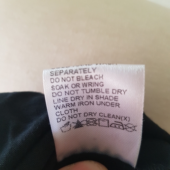 Papillon Floral Layered Tank Top - Picture 10 of 14